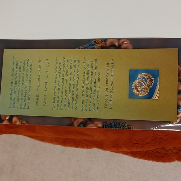 💚Betsey Beads book - Picture 3 of 12